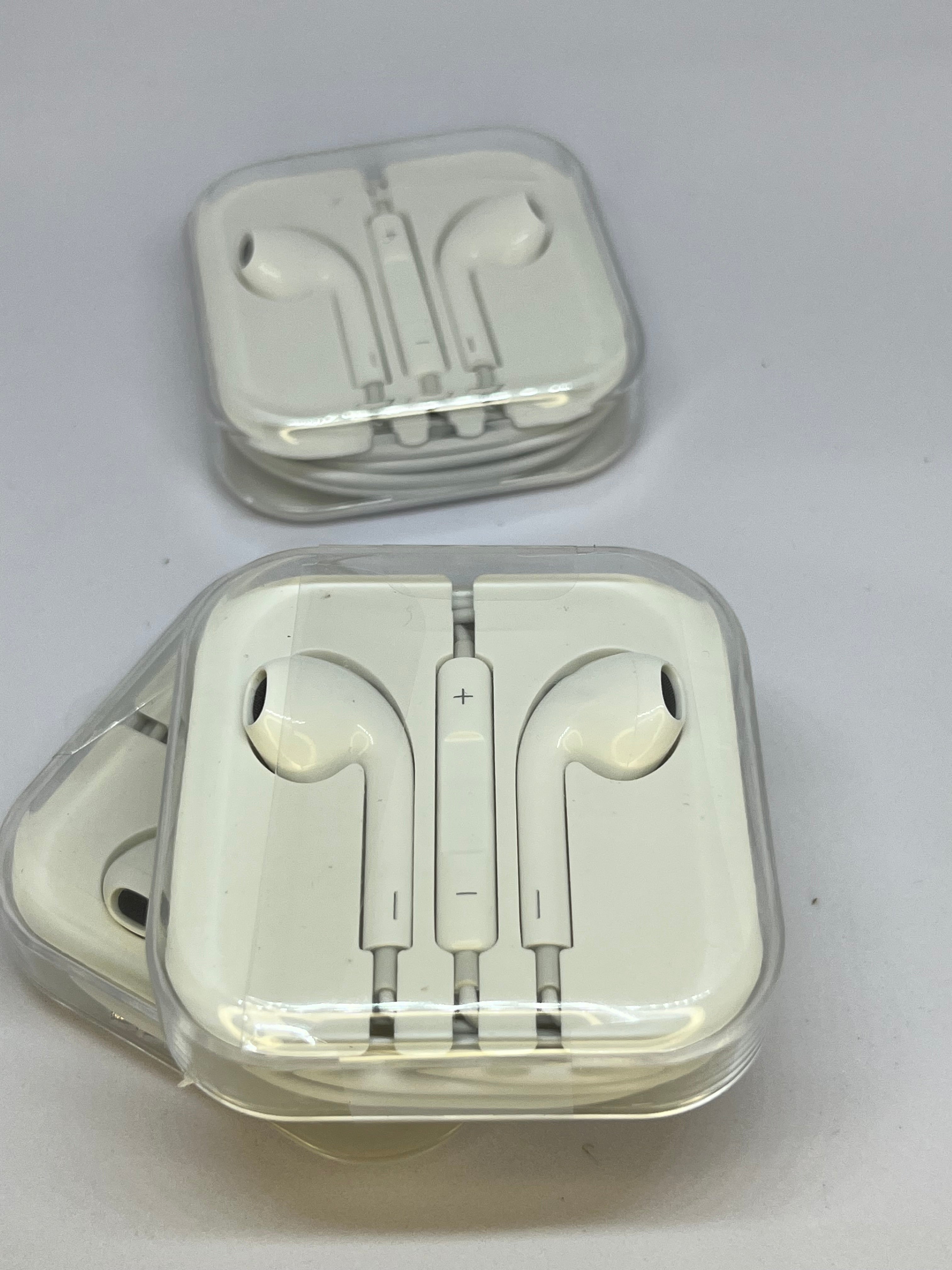 Fone de ouvido P2 com microfone